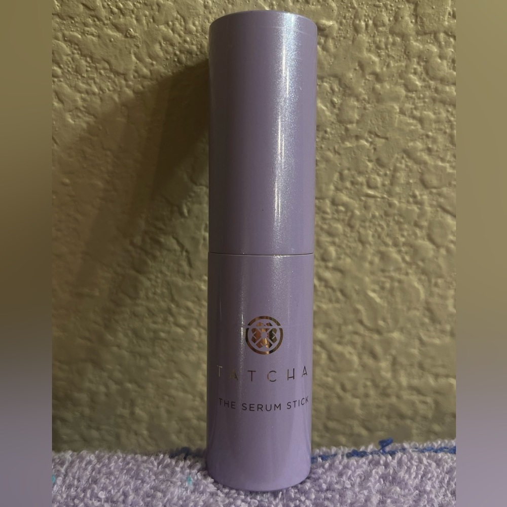TATCHA. The Serum Stick: Treatment & Touch Up Balm